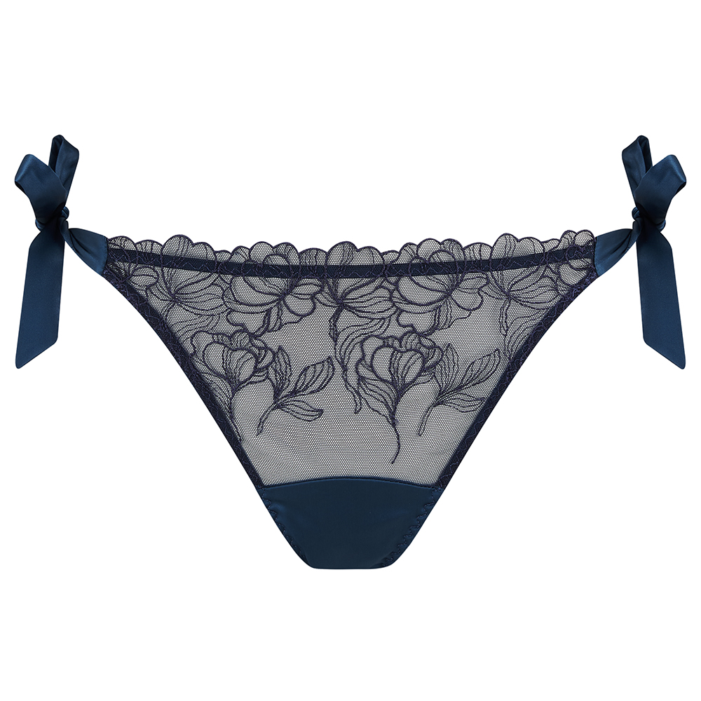 Aria Mini Brief